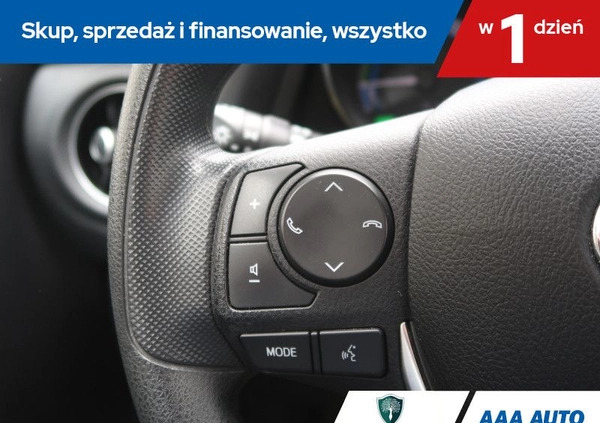 Toyota Auris cena 77000 przebieg: 68508, rok produkcji 2019 z Zakopane małe 277